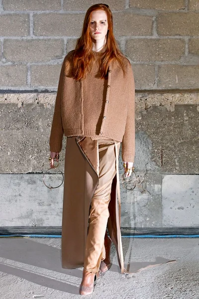 Look 8